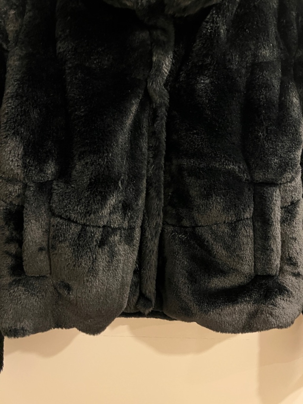 Coat - Picture 4 of 6